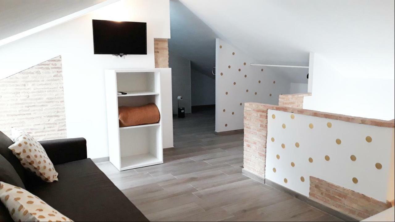 Puerta Alameda Suites ロンダ エクステリア 写真